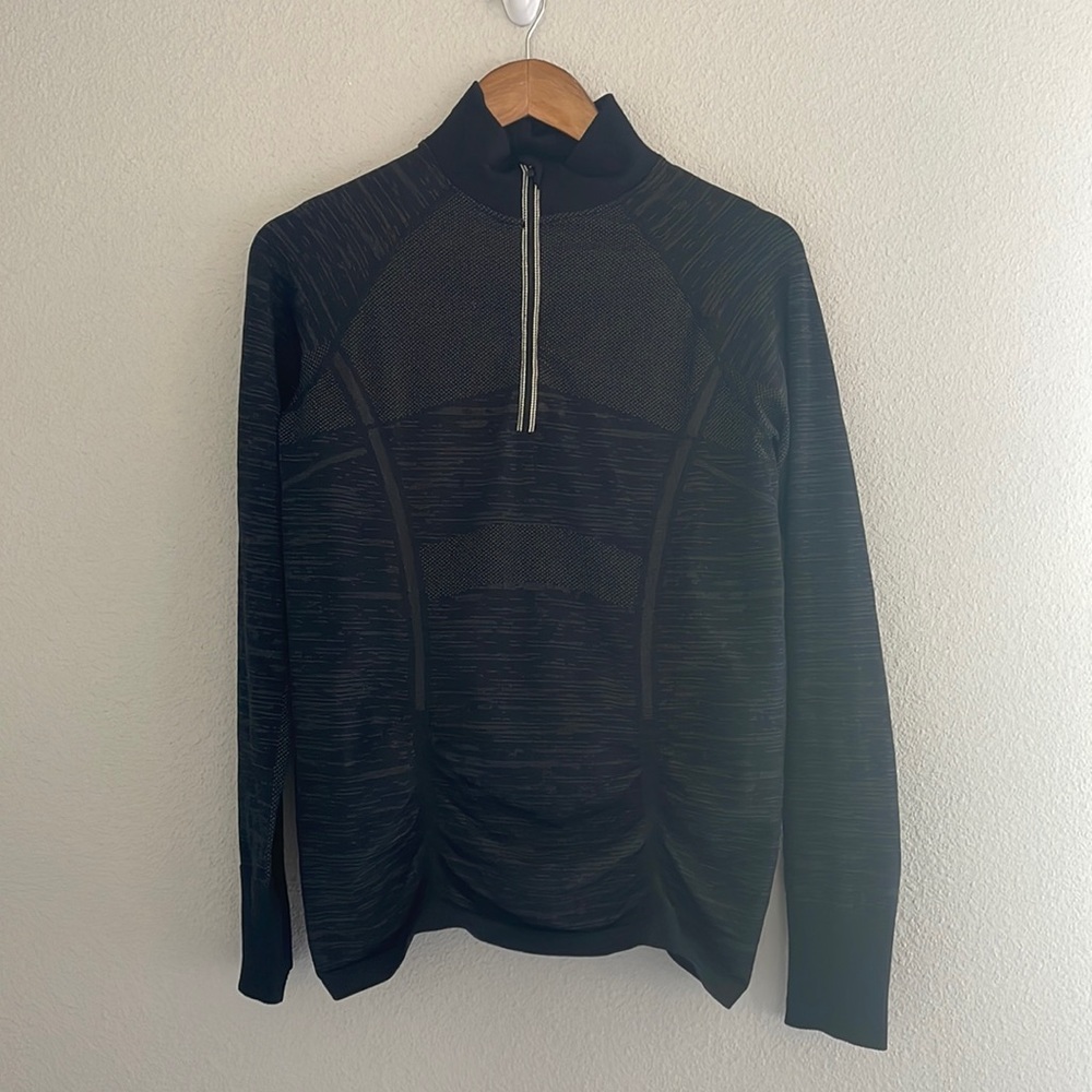 Athleta long sleeve running shirt Mock Neck